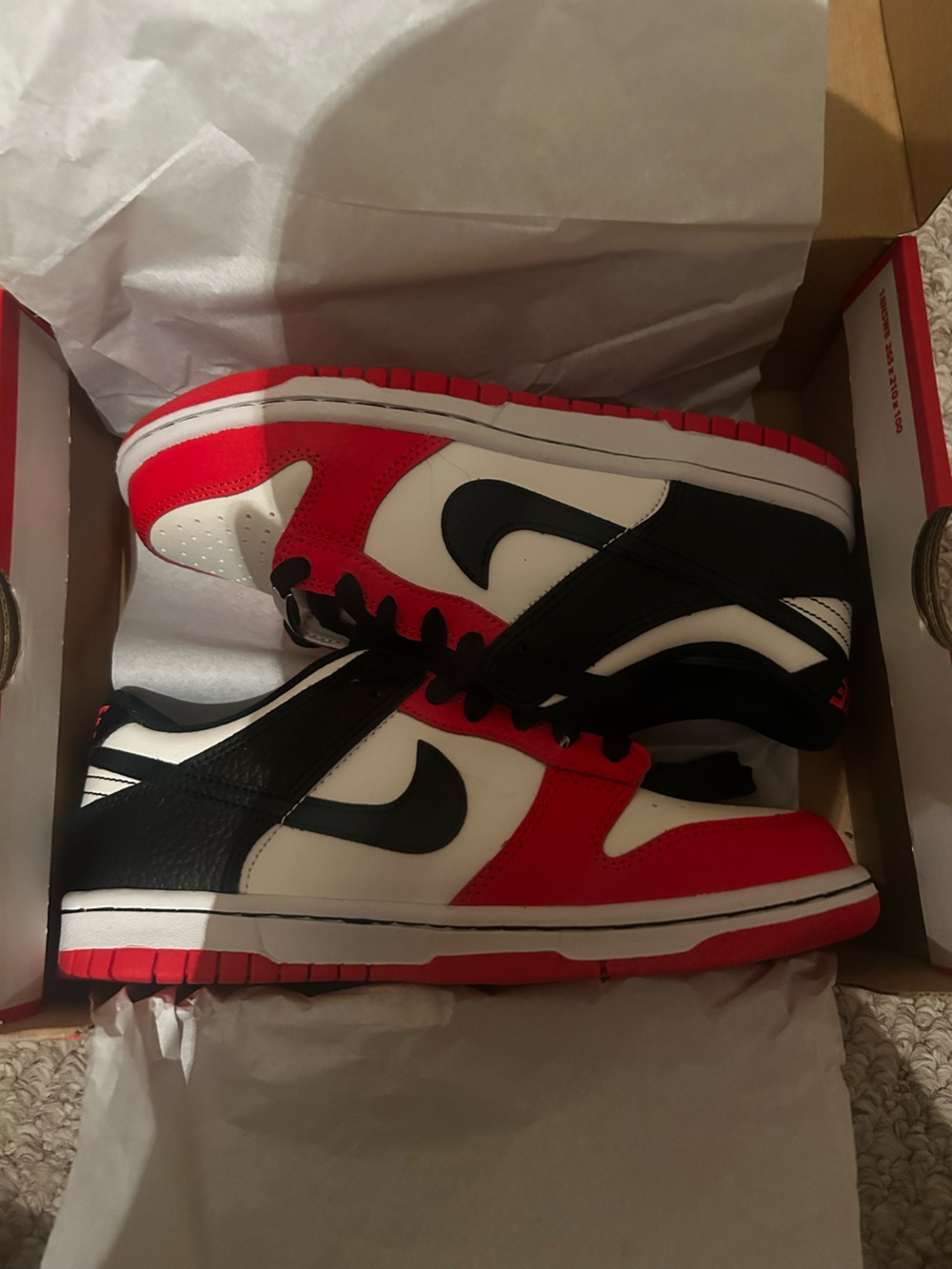New Nike Nike Dunks Black White Red Low Kids 4Y